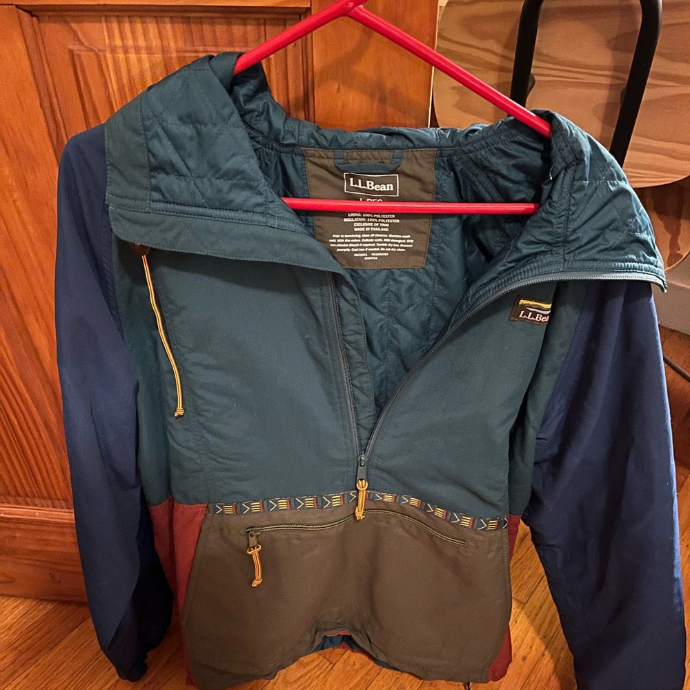 LL Bean Large Jacket - Picture 2 of 2